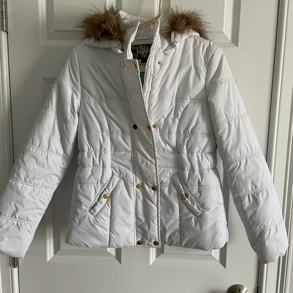 White Puffer Coat